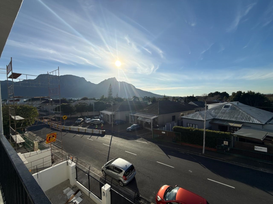 2 Bedroom Property for Sale in Claremont Western Cape